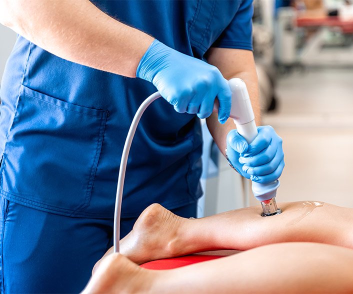 Which Doctor is Best for Varicose Vein in Delhi?